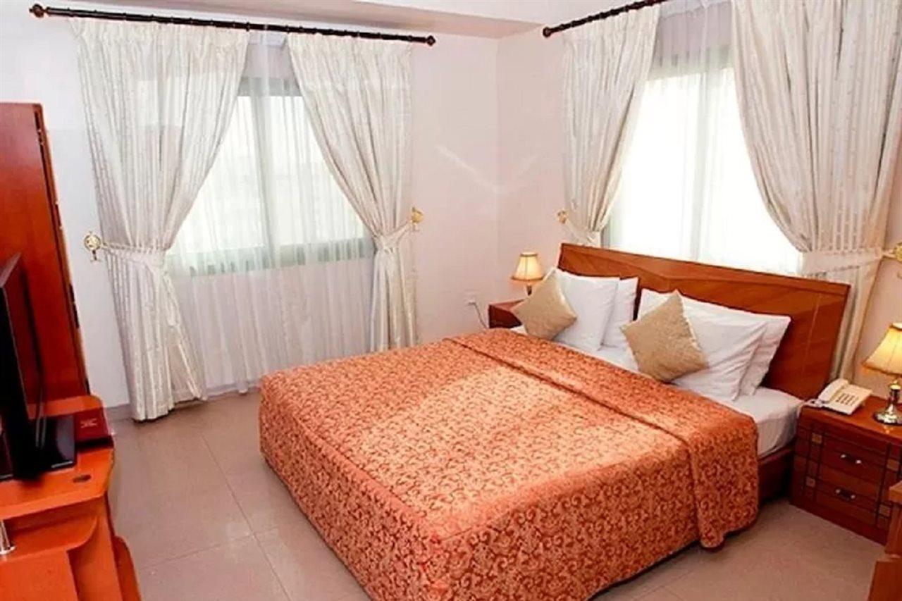 Safeer Plaza Hotel Masqat Buitenkant foto