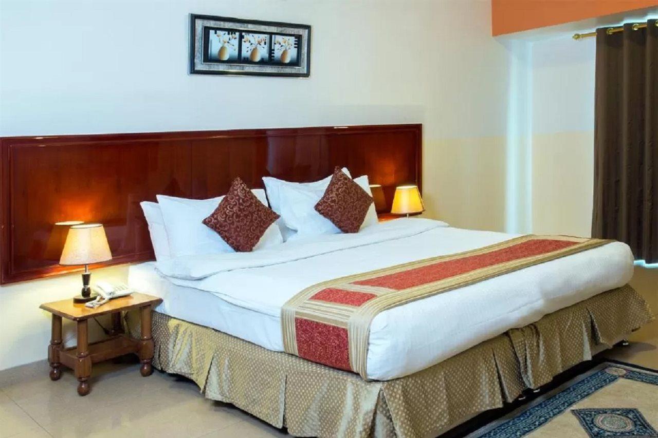 Safeer Plaza Hotel Masqat Buitenkant foto