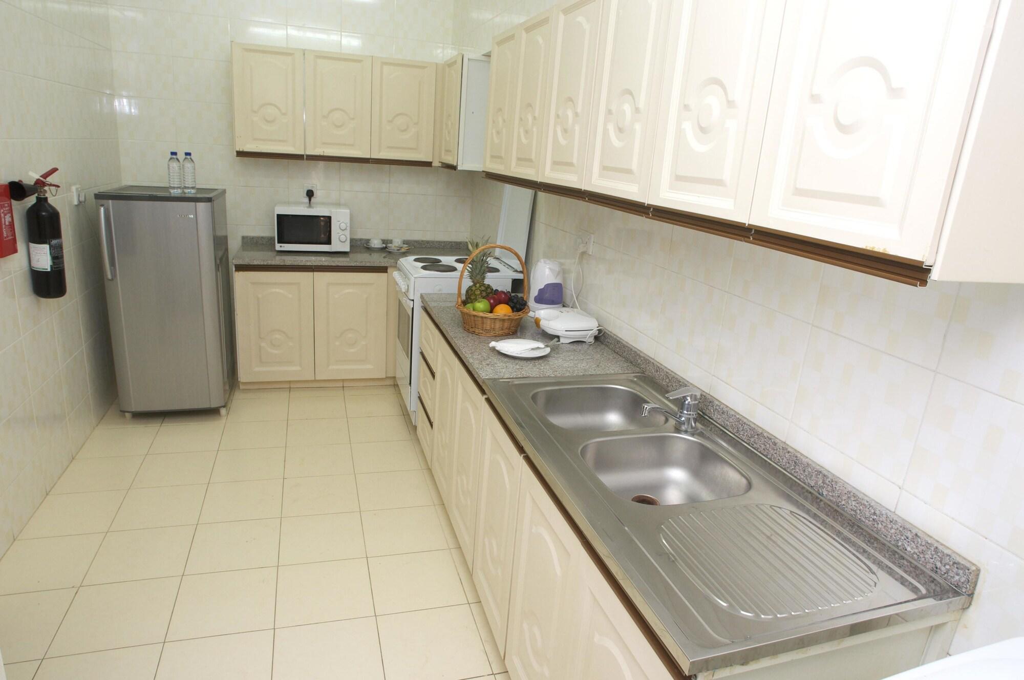 Safeer Plaza Hotel Masqat Buitenkant foto