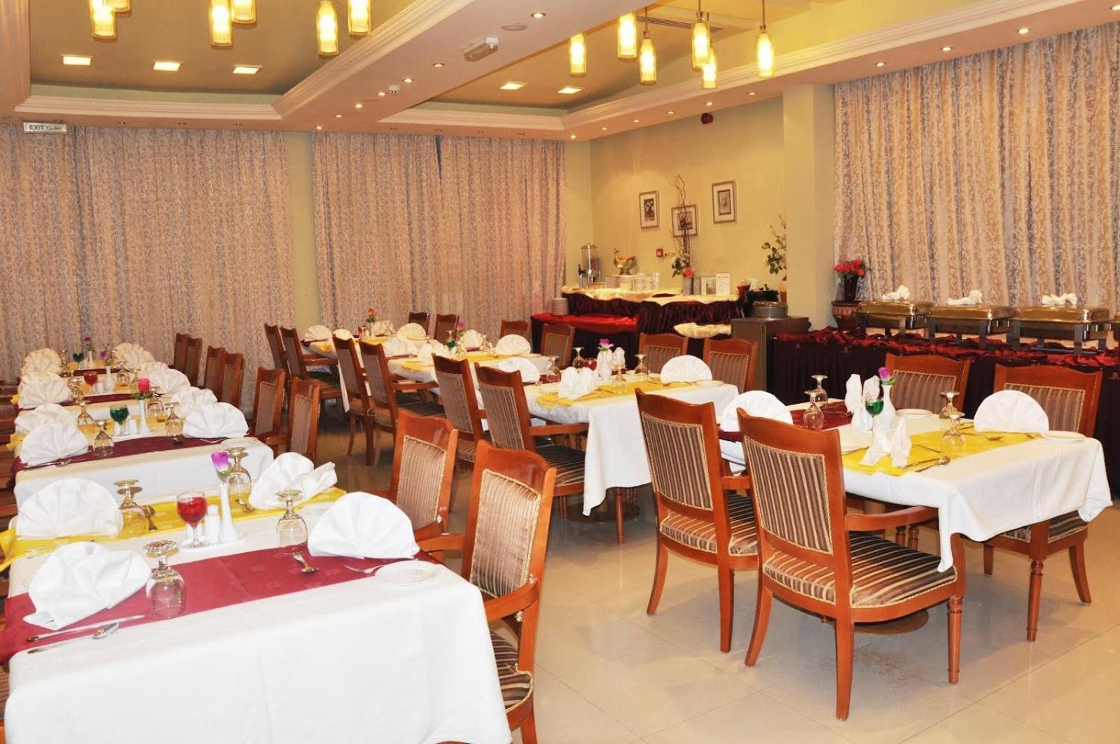 Safeer Plaza Hotel Masqat Buitenkant foto
