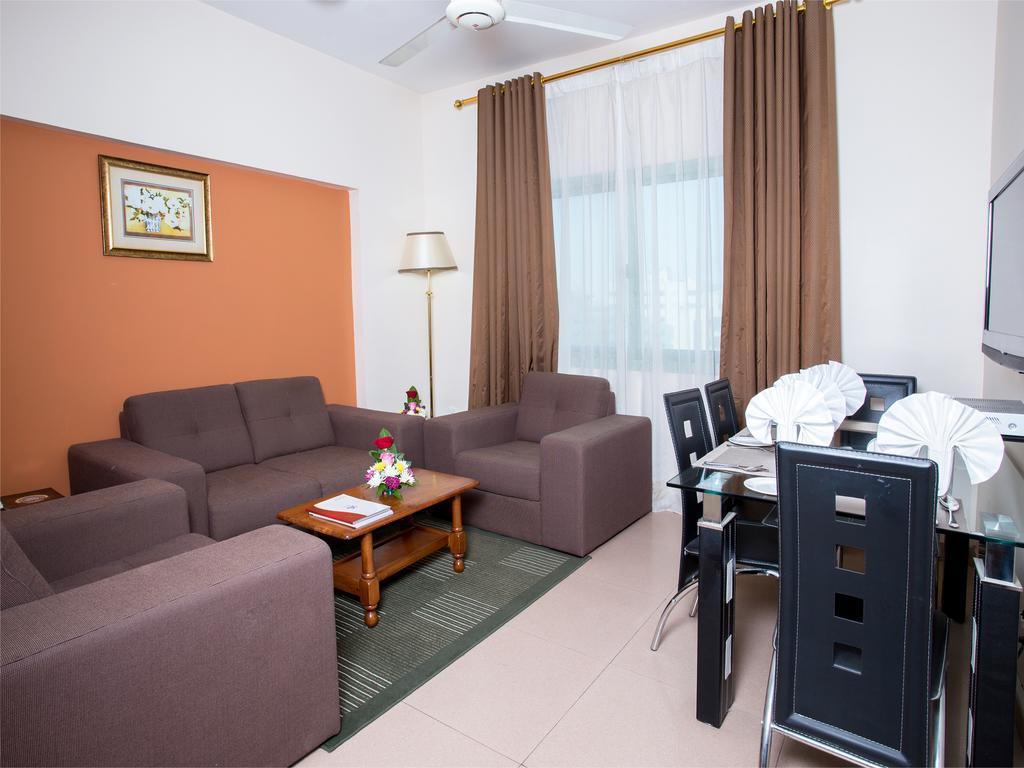 Safeer Plaza Hotel Masqat Buitenkant foto